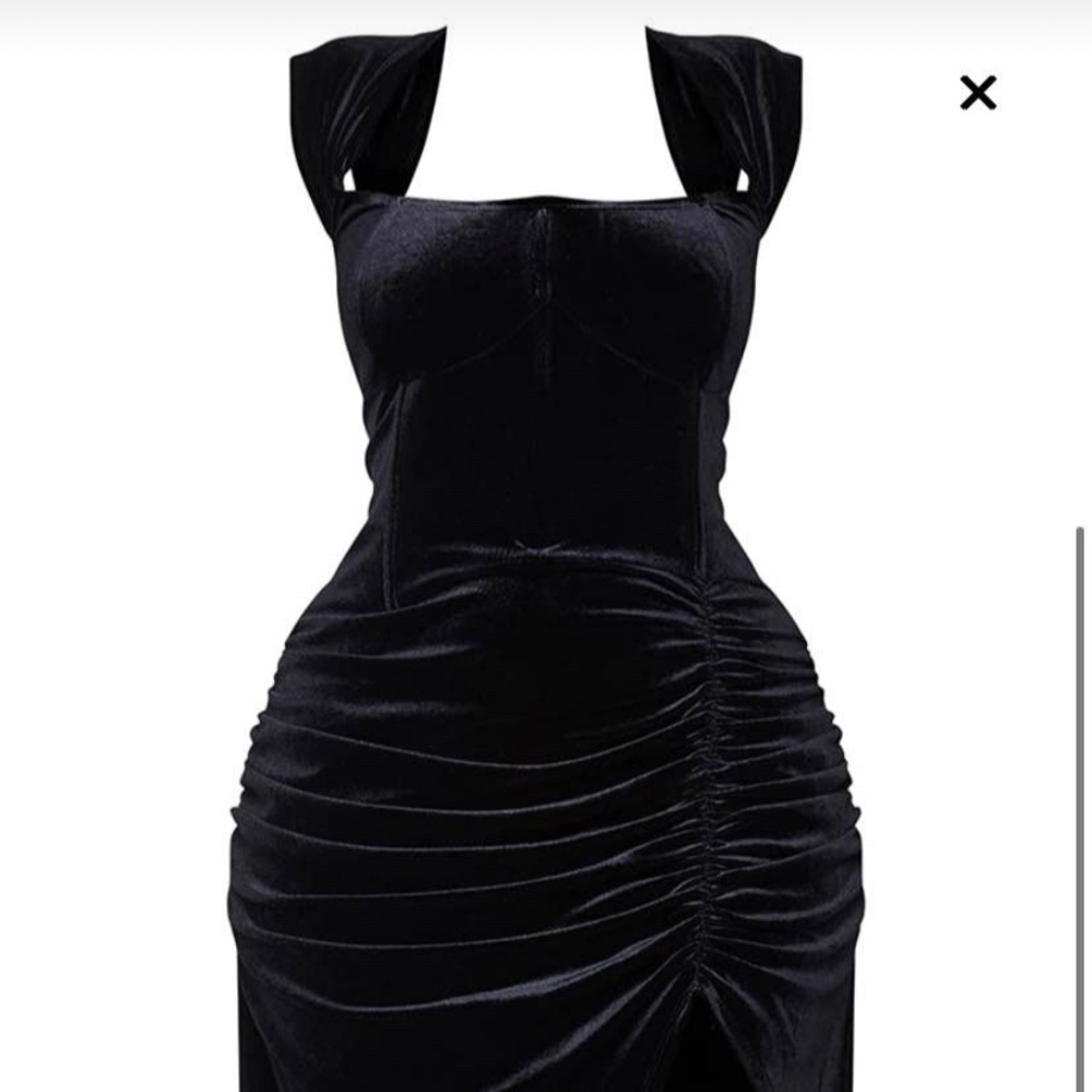 Pretty Little Thing Velvet Dress